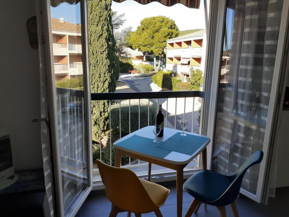 Bandol Nature Et Loisirs: Parking/ Piscine מראה חיצוני תמונה
