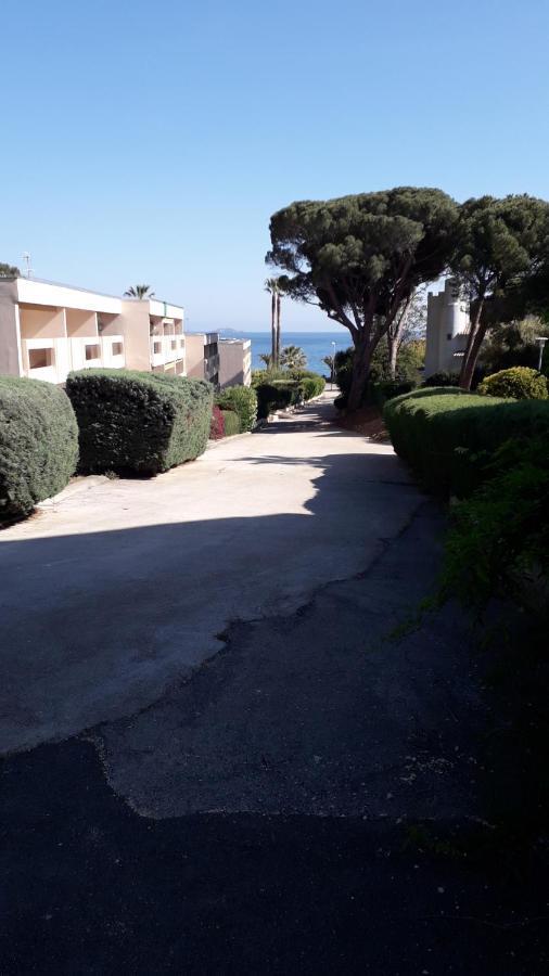 Bandol Nature Et Loisirs: Parking/ Piscine מראה חיצוני תמונה